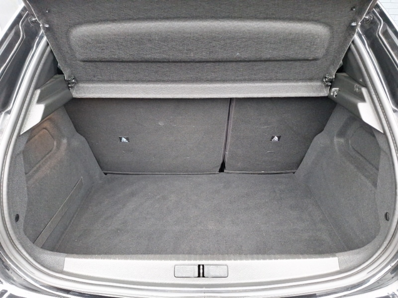 Used Peugeot 208 2021 for sale - 76736823: Photo 8