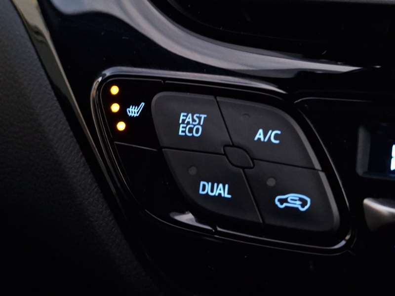 Used Toyota C-HR 2023 for sale - 77213943: Photo 18