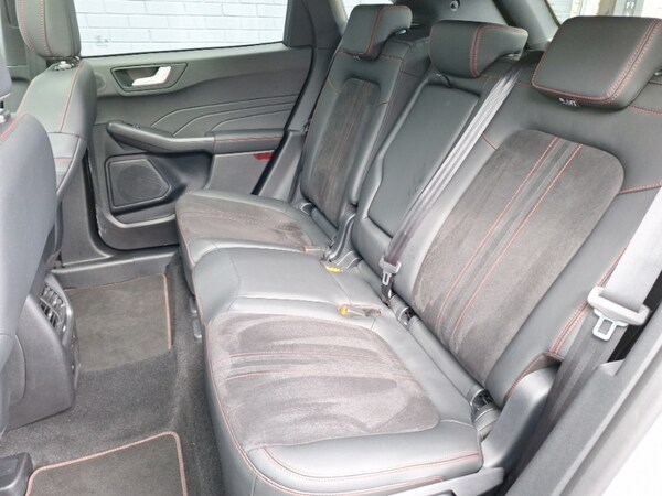 Used Ford Kuga 2024 for sale - 75072640: Photo 6