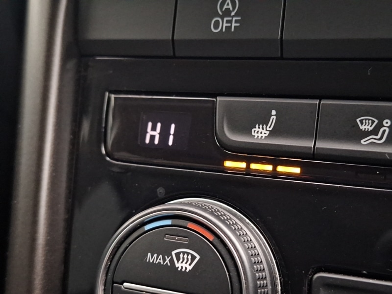 Used Volkswagen T-Roc 2018 for sale - 77767298: Photo 18