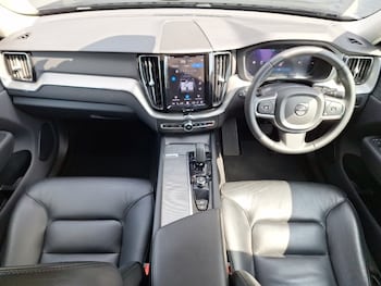 Used Volvo XC60 2023 for sale - 78983378: Photo