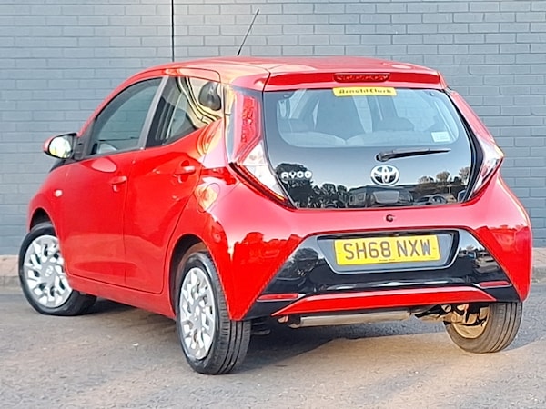 Used Toyota AYGO 2018 for sale - 76282065: Photo 3