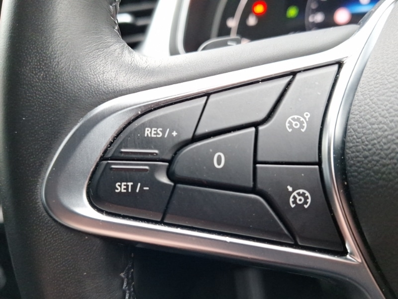 Used Renault Captur 2020 for sale - 77852460: Photo 15