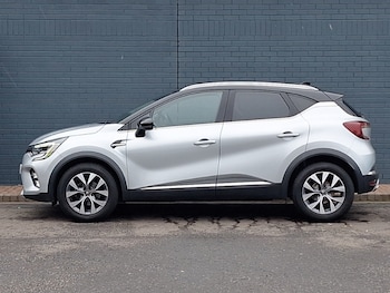 Used Renault Captur 2020 for sale - 77852460: Photo