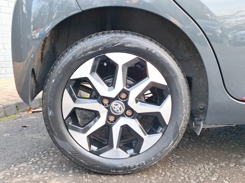 Used Toyota AYGO 2019 for sale - 76683437: Photo 12