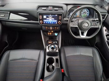 Used Nissan Leaf 2022 for sale - 76639049: Photo