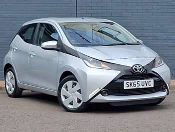 2015 - 1.0 VVT-i X-Play 5dr