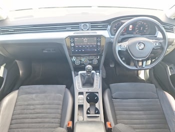 Used Volkswagen Passat 2019 for sale - 78326502: Photo