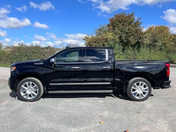 Used Chevrolet Silverado 2025 for sale - 77331449: Photo