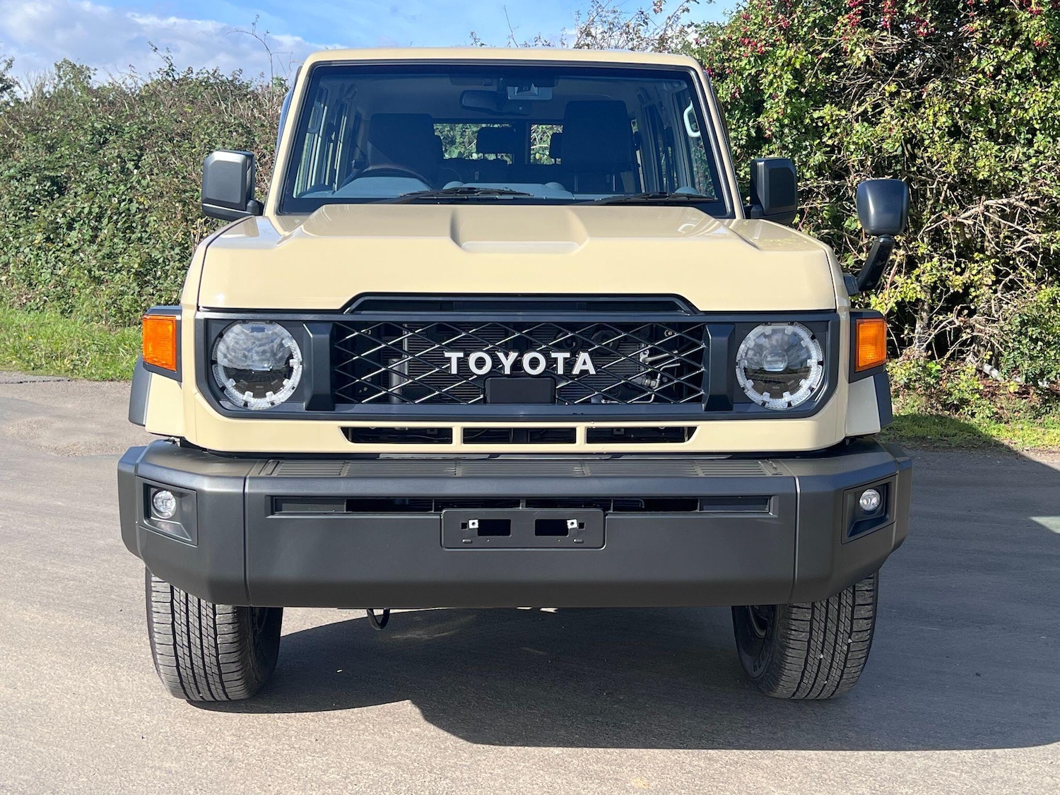 Used Toyota Land Cruiser 2025 for sale - 77332052: Photo 2