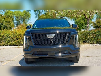 Used Cadillac Escalade 2025 for sale - 78911601: Photo