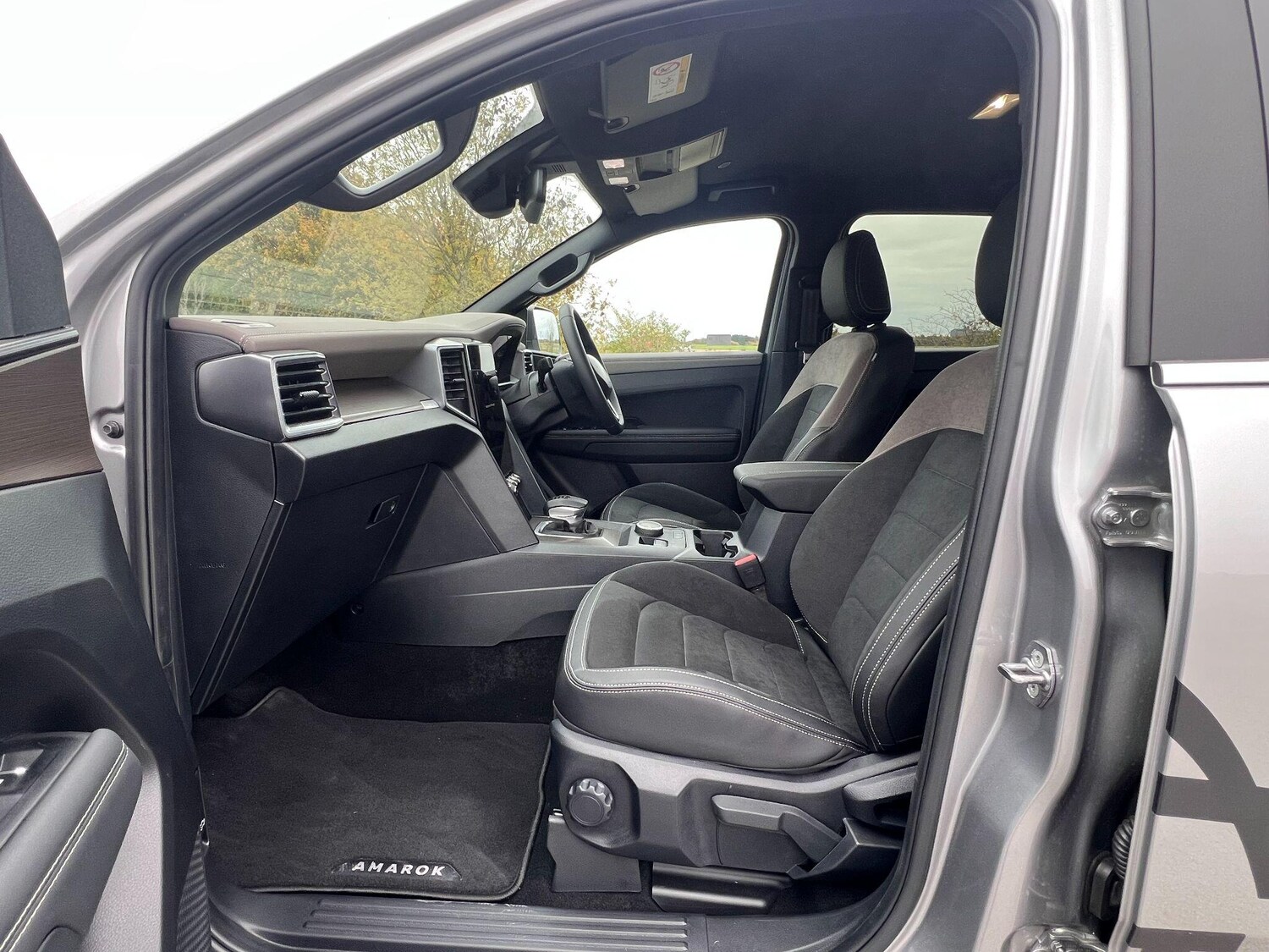 Used Volkswagen Amarok 2025 for sale - 77330946: Photo 14