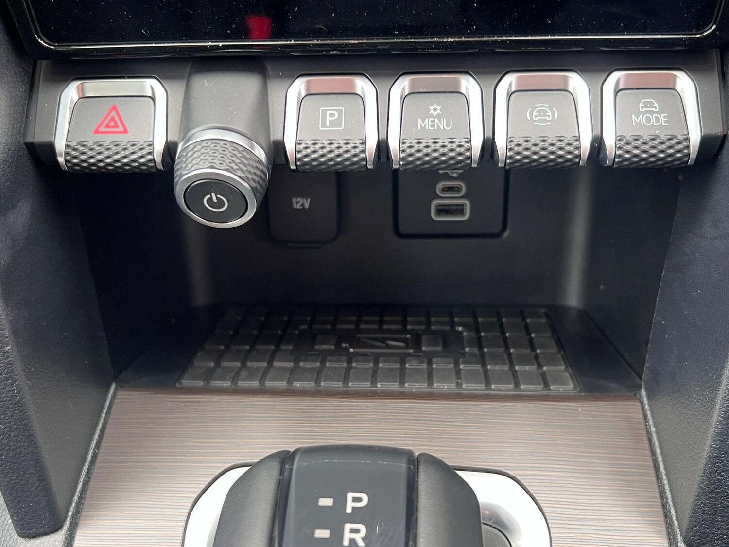 Used Volkswagen Amarok 2025 for sale - 77330946: Photo 24