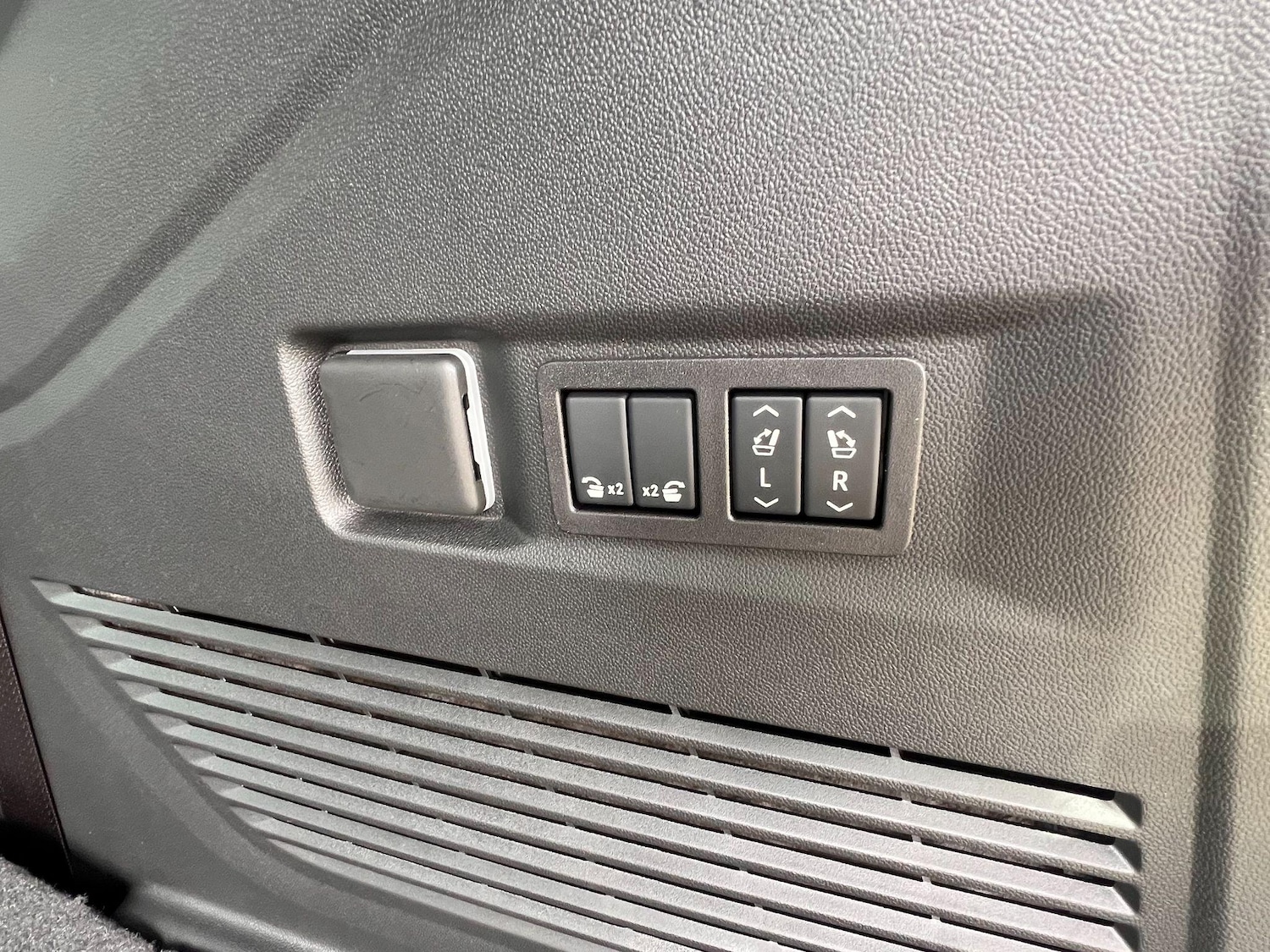 Used GMC Yukon for sale - 77332019: Photo 32