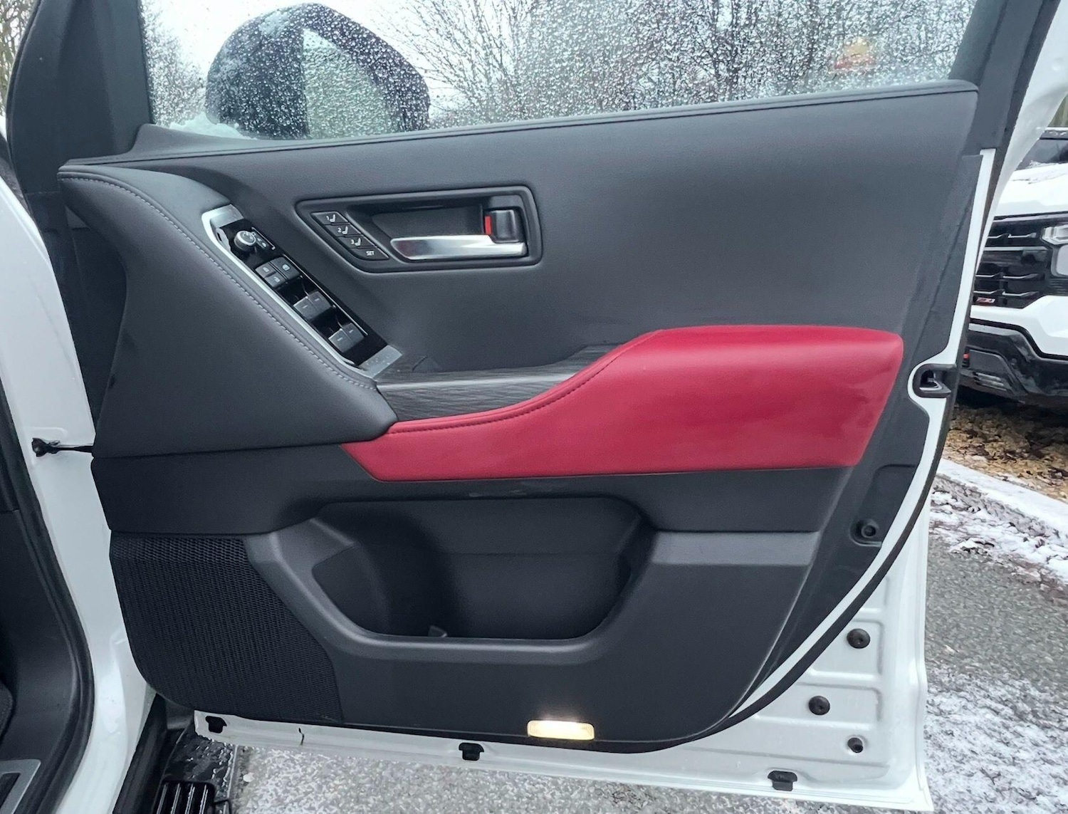 Used Toyota Land Cruiser for sale - 77510945: Photo 11