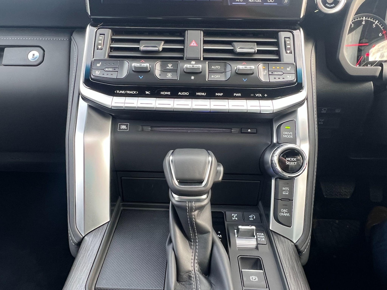 Used Toyota Land Cruiser for sale - 77510945: Photo 19