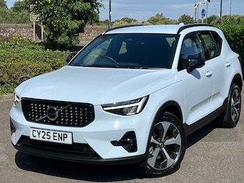 Used Volvo XC40 2025 for sale - 79360290: Photo