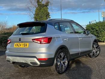 Used SEAT Arona 2024 for sale - 76571396: Photo