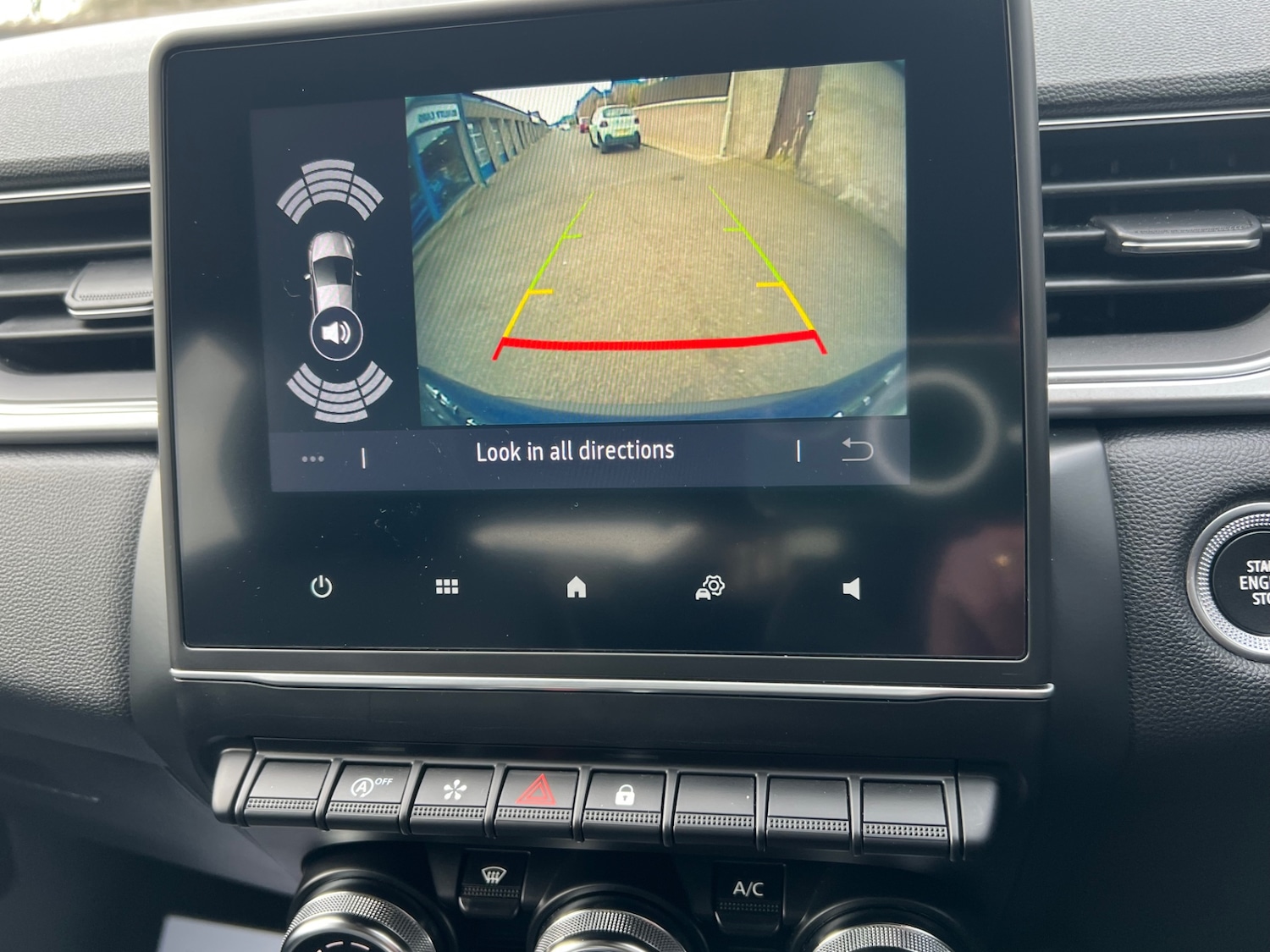 Used Renault Captur 2022 for sale - 77891770: Photo 19