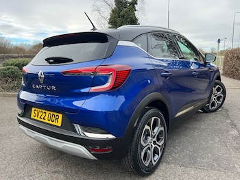 Used Renault Captur 2022 for sale - 77891770: Photo