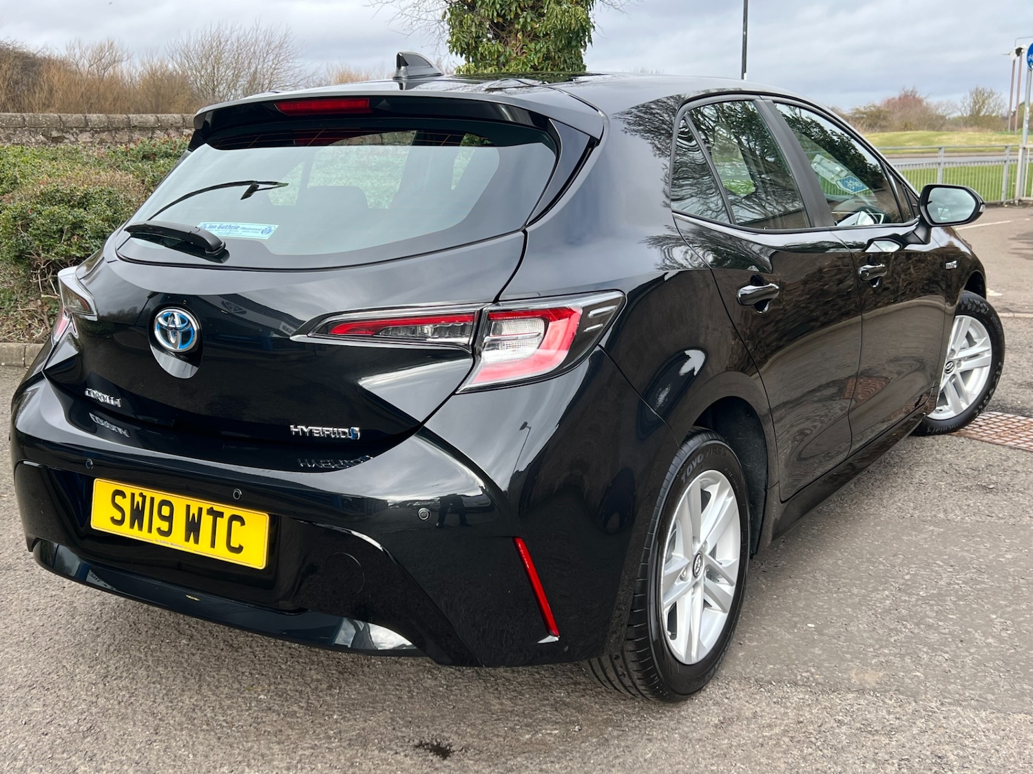 Used Toyota Corolla 2019 for sale - 77682164: Photo 2