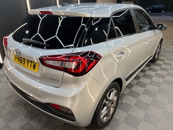 Used Hyundai i20 2020 for sale - 77261972: Photo