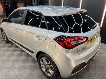 Used Hyundai i20 2020 for sale - 77261972: Photo