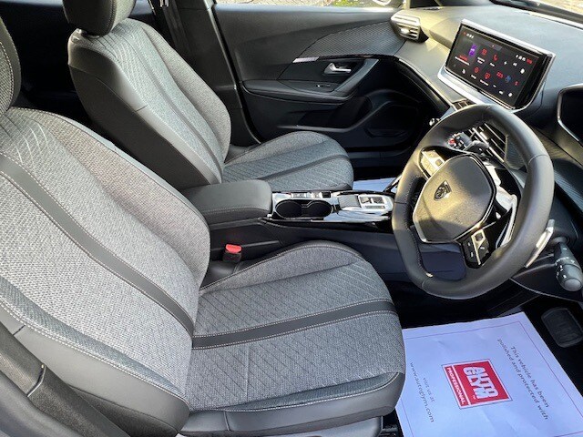 Used Peugeot 2008 2025 for sale - 76571299: Photo 14