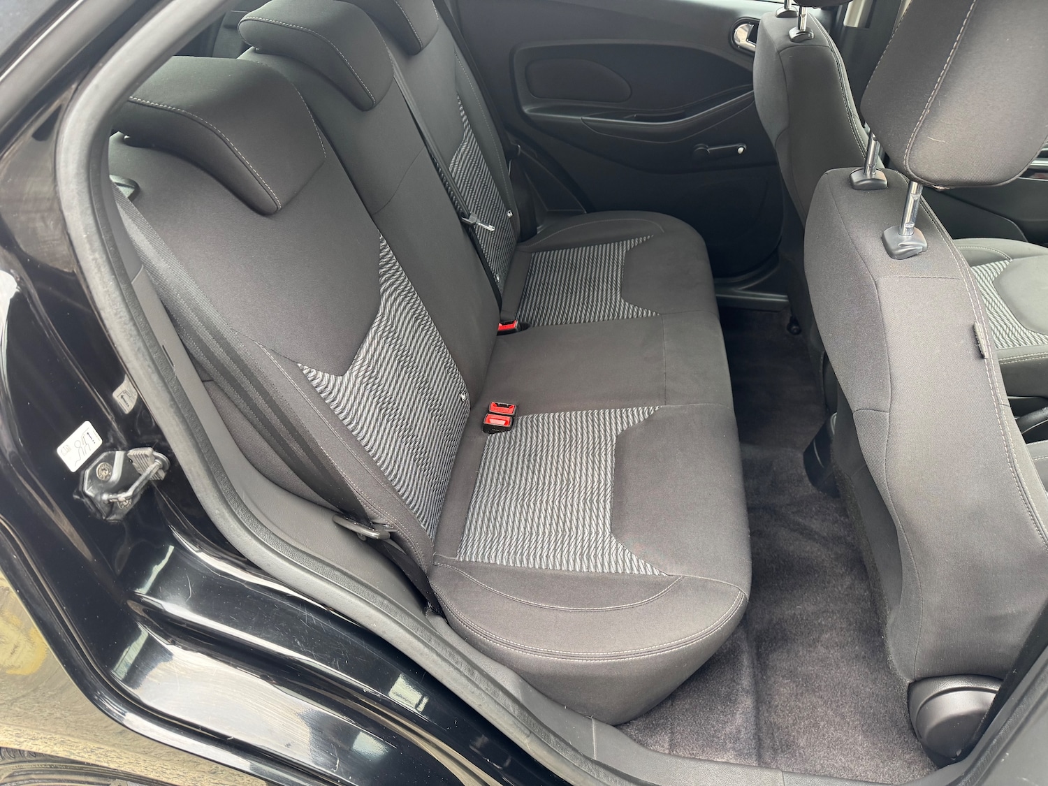 Used Ford Ka+ 2018 for sale - 76232308: Photo 19