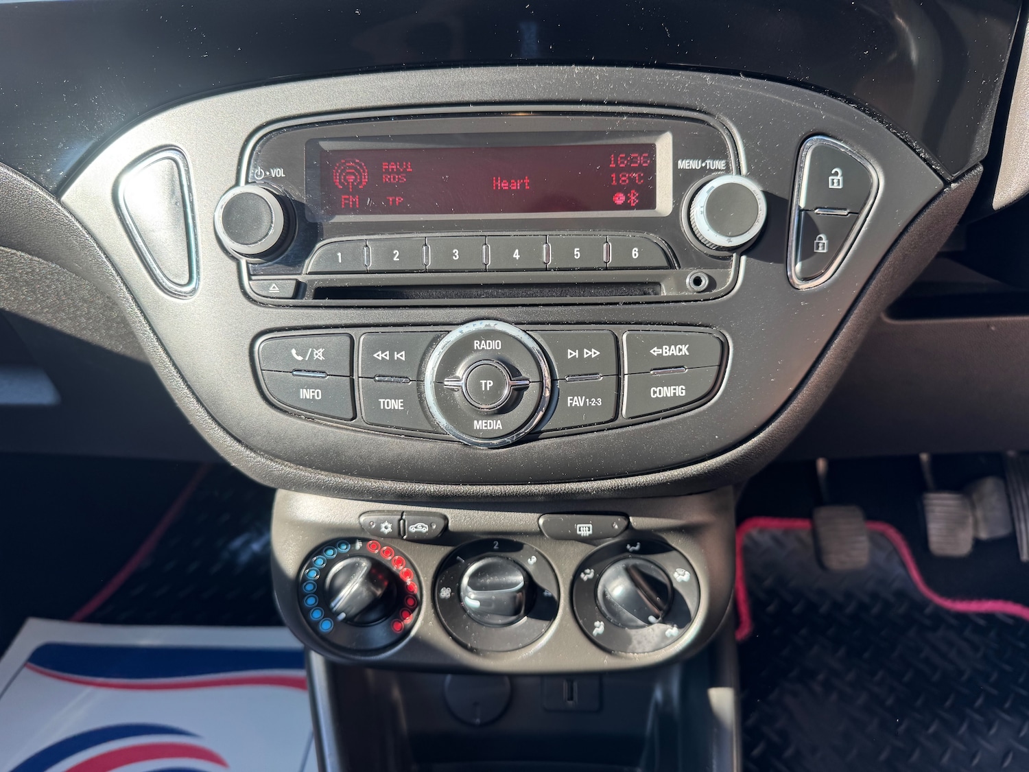 Used Vauxhall Corsa 2016 for sale - 76074860: Photo 12