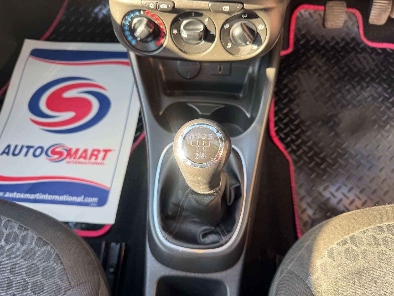 Used Vauxhall Corsa 2016 for sale - 76074860: Photo 13