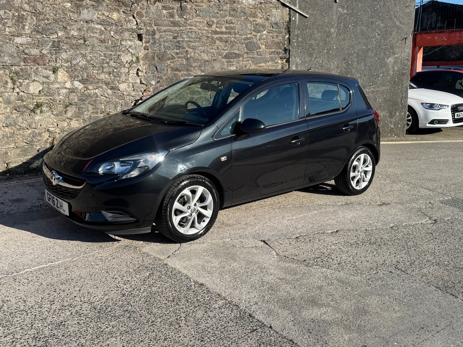 Used Vauxhall Corsa 2016 for sale - 76074860: Photo 2