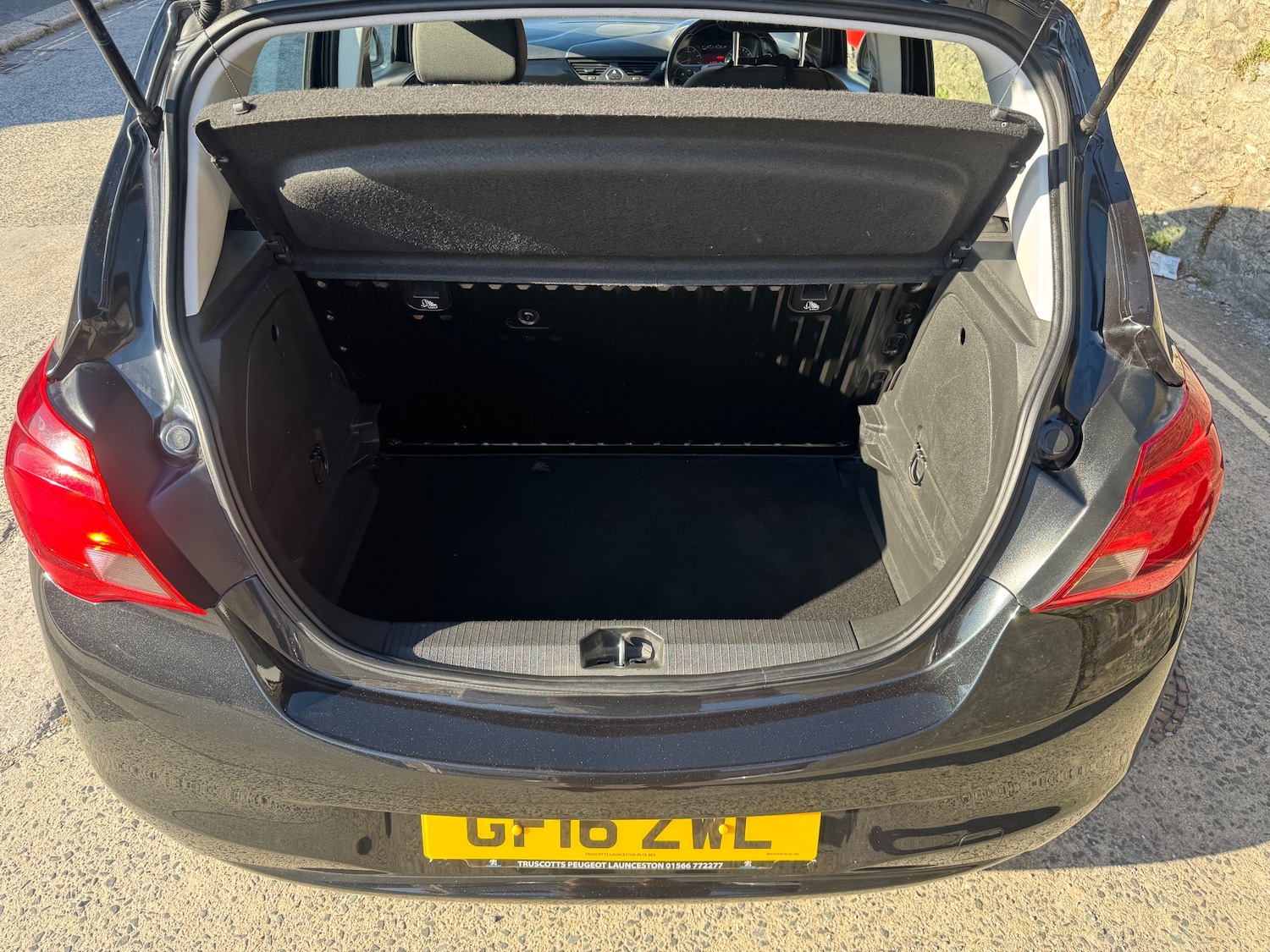 Used Vauxhall Corsa 2016 for sale - 76074860: Photo 23