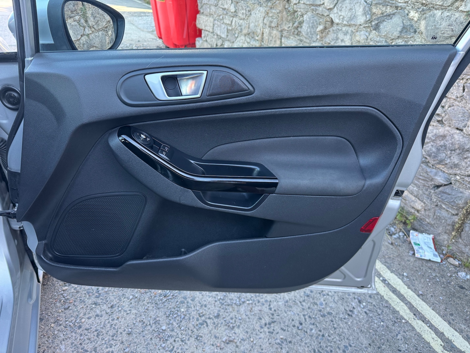 Used Ford Fiesta 2014 for sale - 76077144: Photo 15