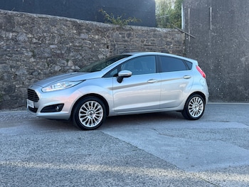 Used Ford Fiesta 2014 for sale - 76077144: Photo