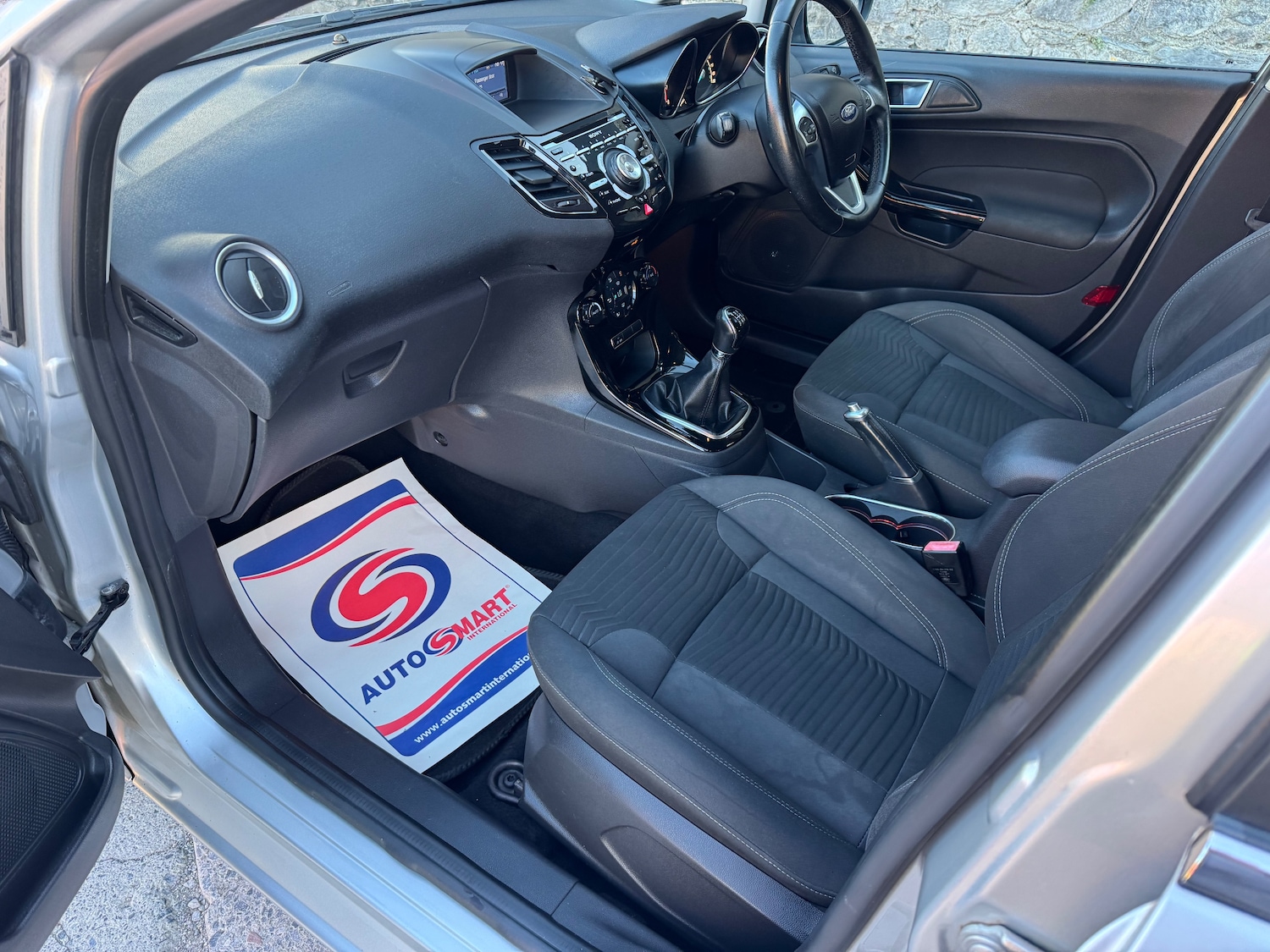 Used Ford Fiesta 2014 for sale - 76077144: Photo 25