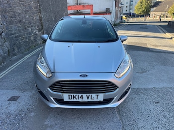 Used Ford Fiesta 2014 for sale - 76077144: Photo