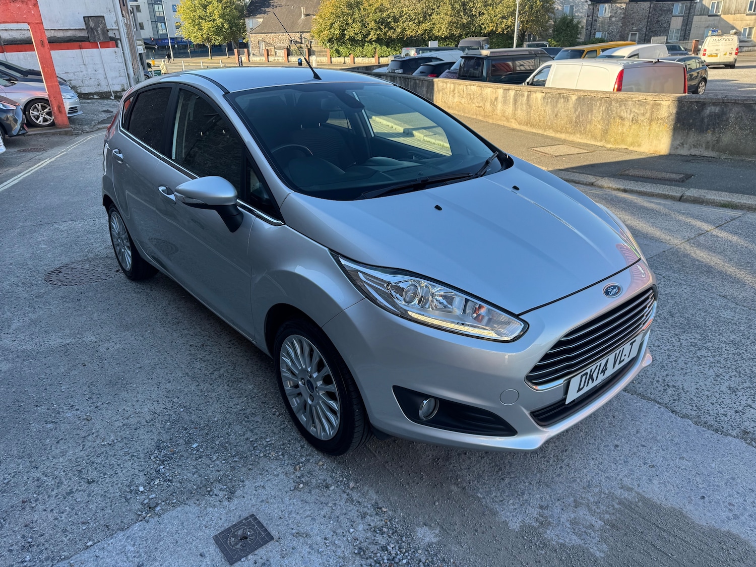 Used Ford Fiesta 2014 for sale - 76077144: Photo 4