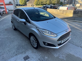 Used Ford Fiesta 2014 for sale - 76077144: Photo