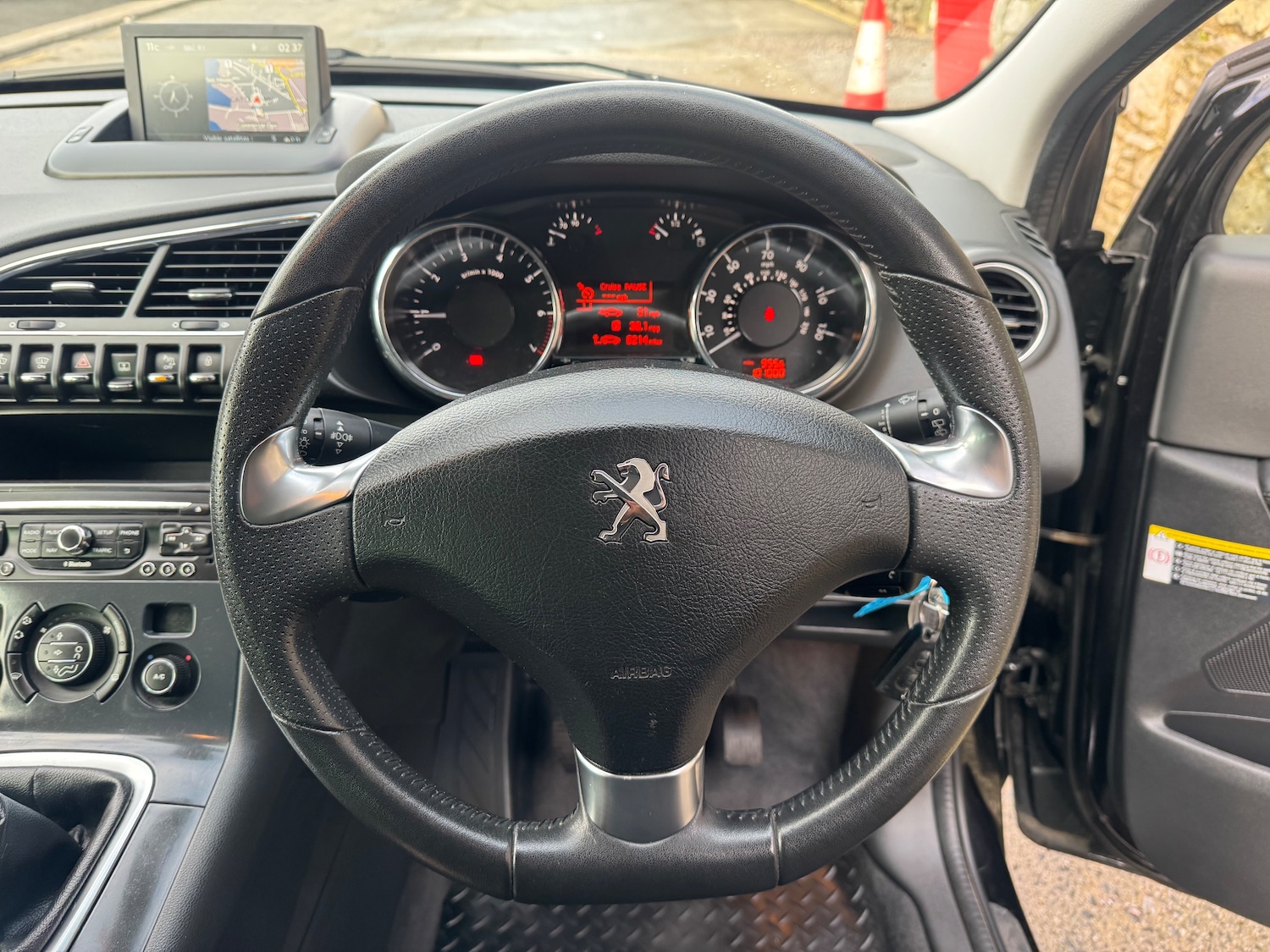 Used Peugeot 3008 2016 for sale - 76961867: Photo 10