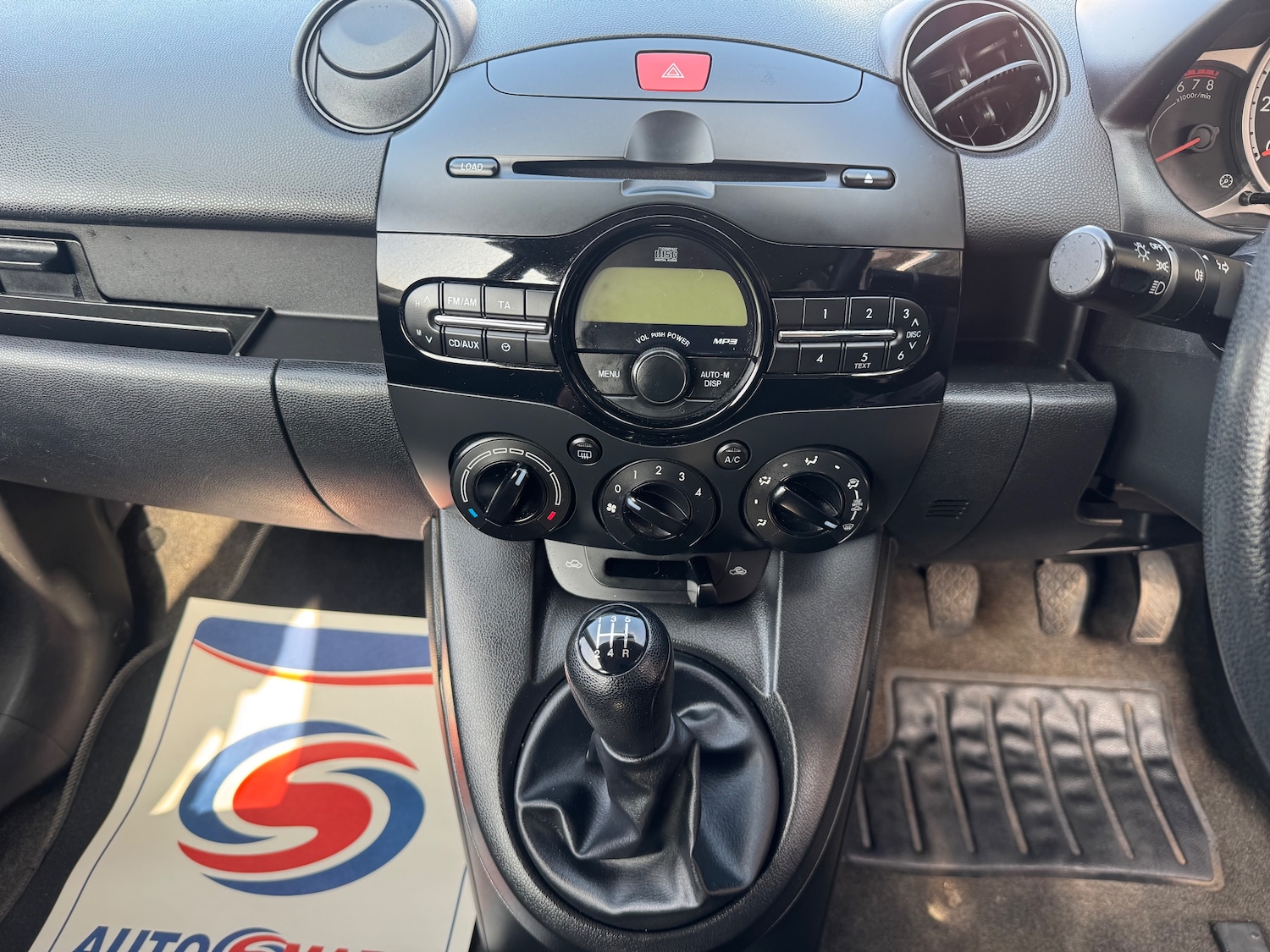 Used Mazda Mazda2 2012 for sale - 77764199: Photo 10