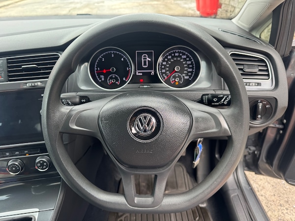 Used Volkswagen Golf 2017 for sale - 74961762: Photo 10