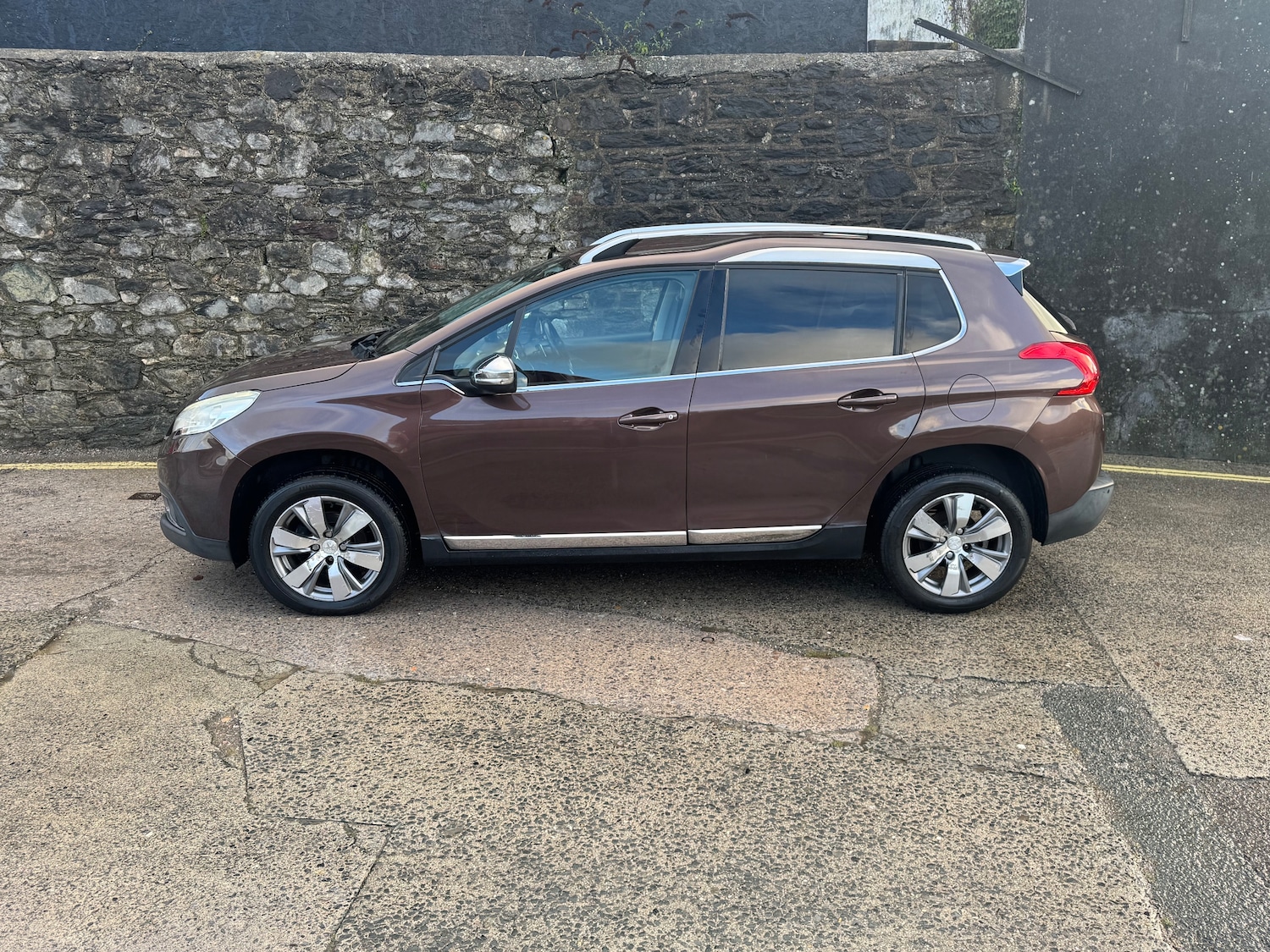 Used Peugeot 2008 2014 for sale - 76792445: Photo 5