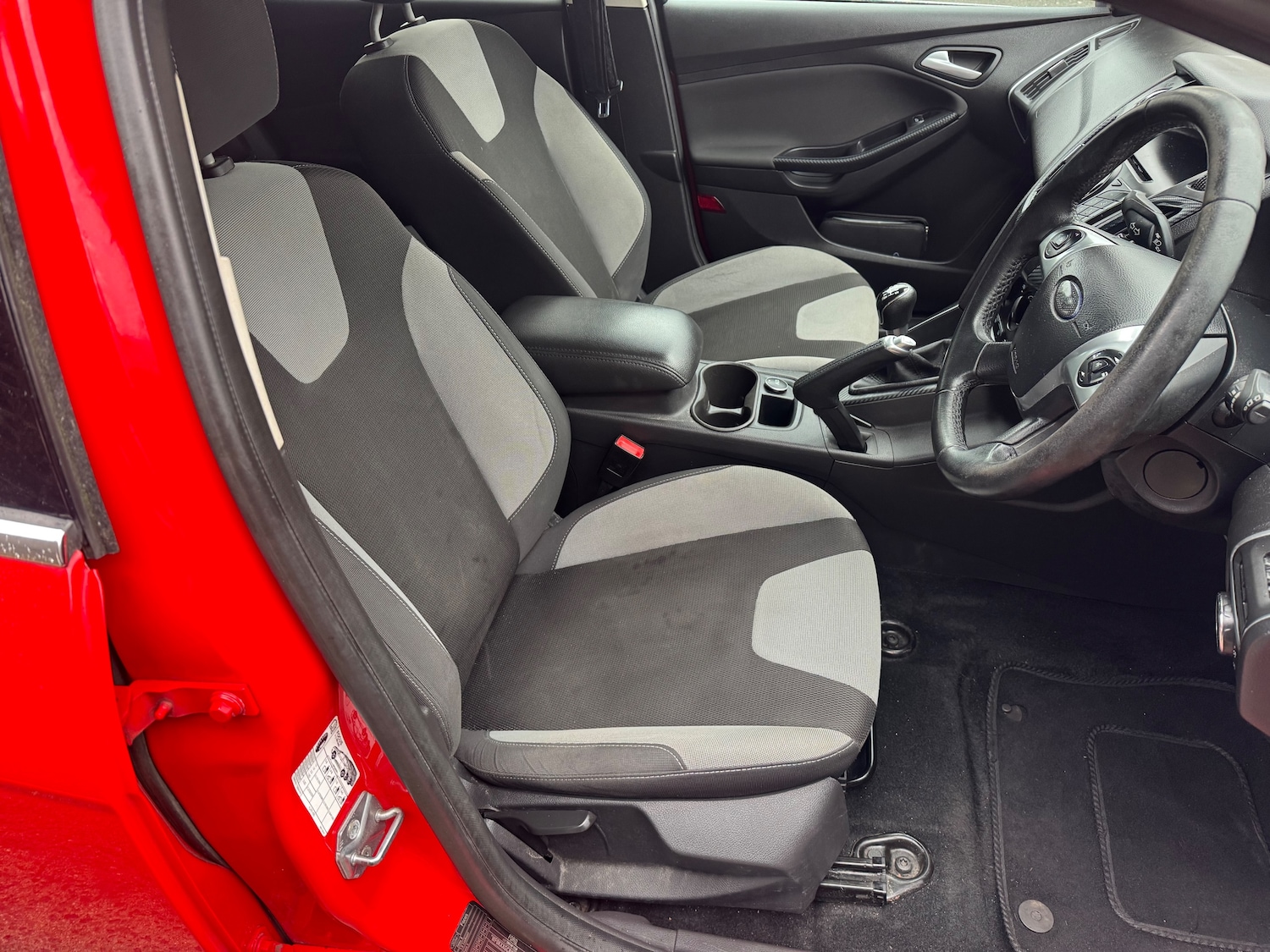 Used Ford Focus 2014 for sale - 77211682: Photo 14