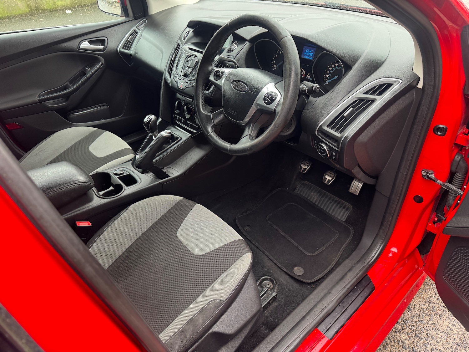 Used Ford Focus 2014 for sale - 77211682: Photo 15