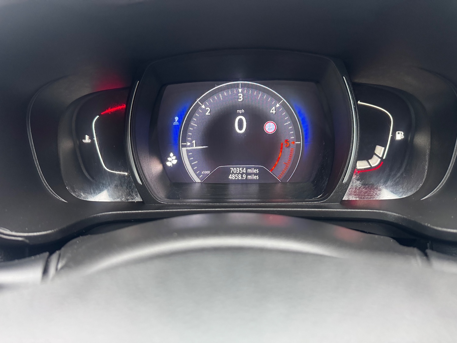 Used Renault Kadjar 2017 for sale - 77378289: Photo 9