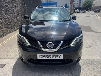 Used Nissan Qashqai 2016 for sale - 79073364: Photo