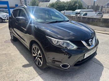 Used Nissan Qashqai 2016 for sale - 79073364: Photo