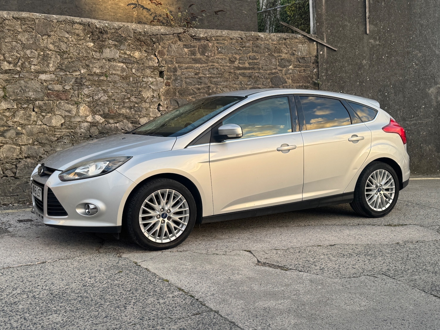 Used Ford Focus 2011 for sale - 76635056: Photo 1