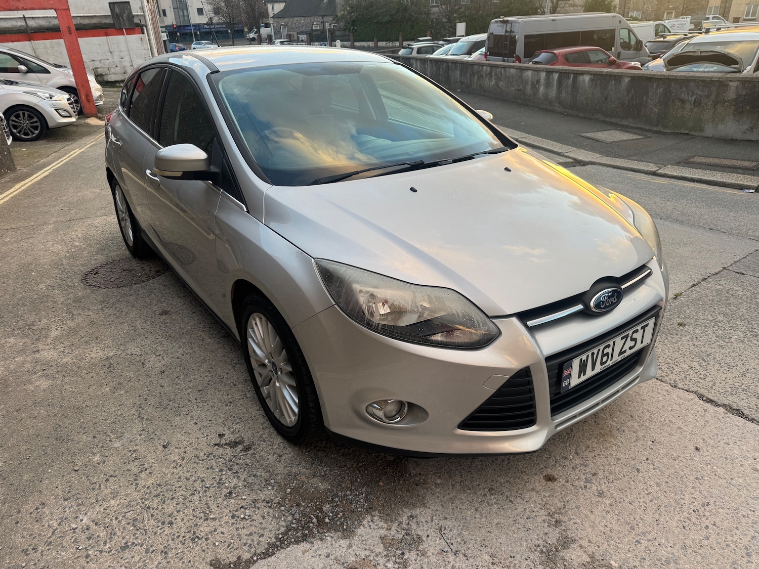 Used Ford Focus 2011 for sale - 76635056: Photo 4